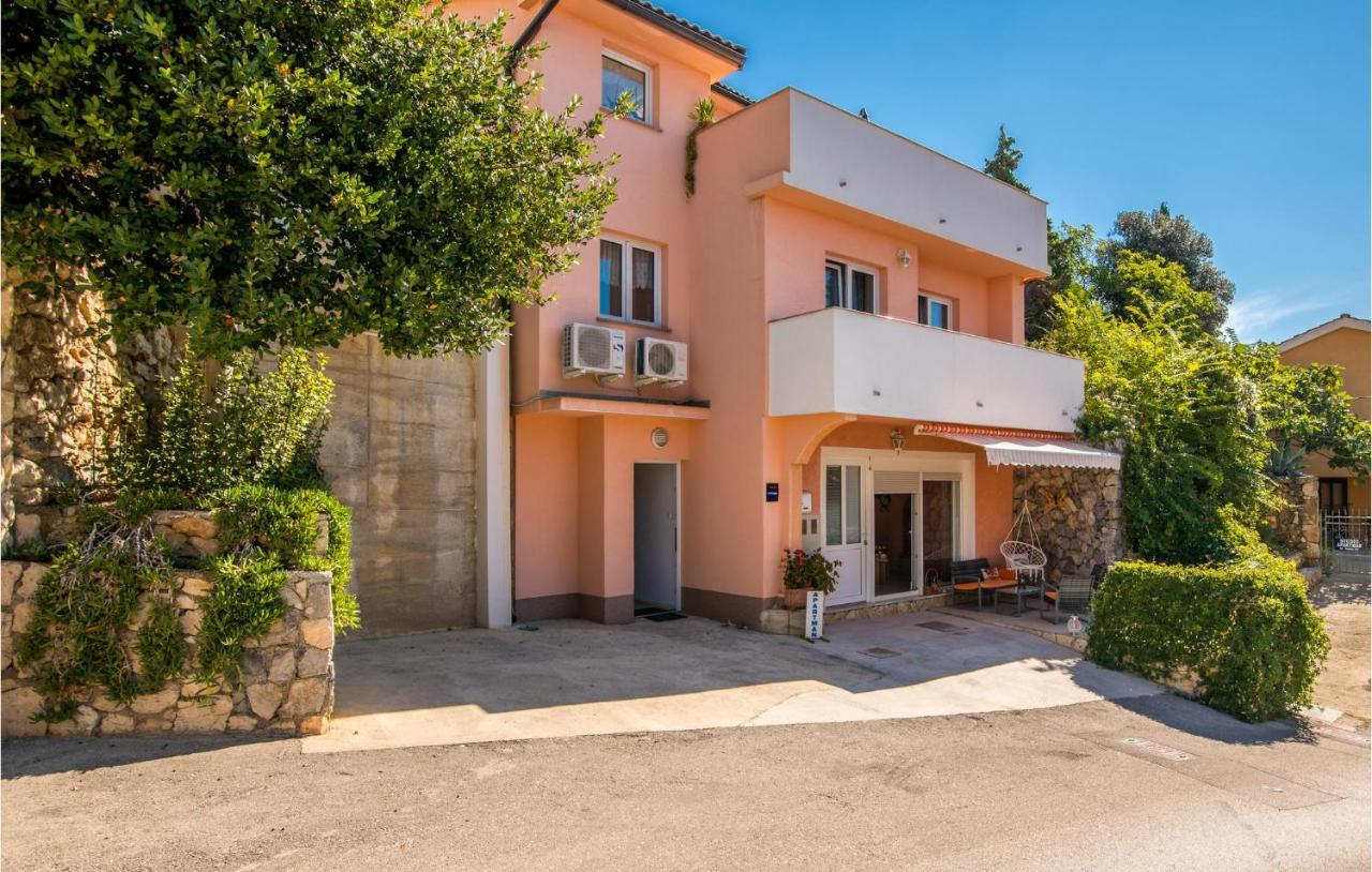 Beautiful Apartment In Stara Baska With Wifi Екстериор снимка